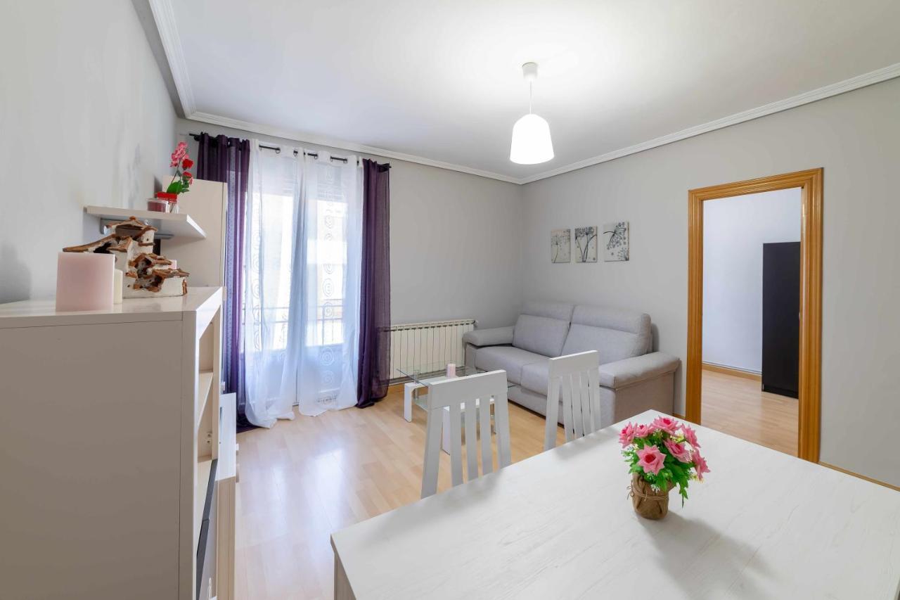 Lormar Apartamento Apartment ซามอรา ภายนอก รูปภาพ